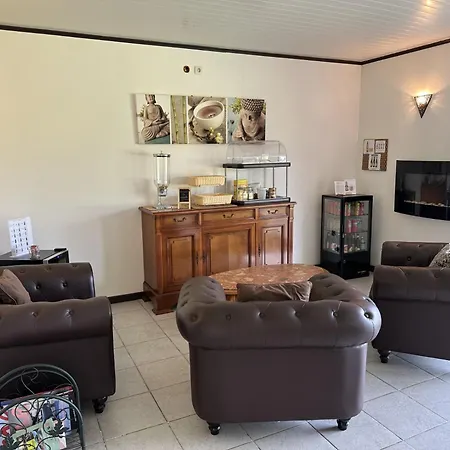 בית הארחה Woodstudio Gaujacq